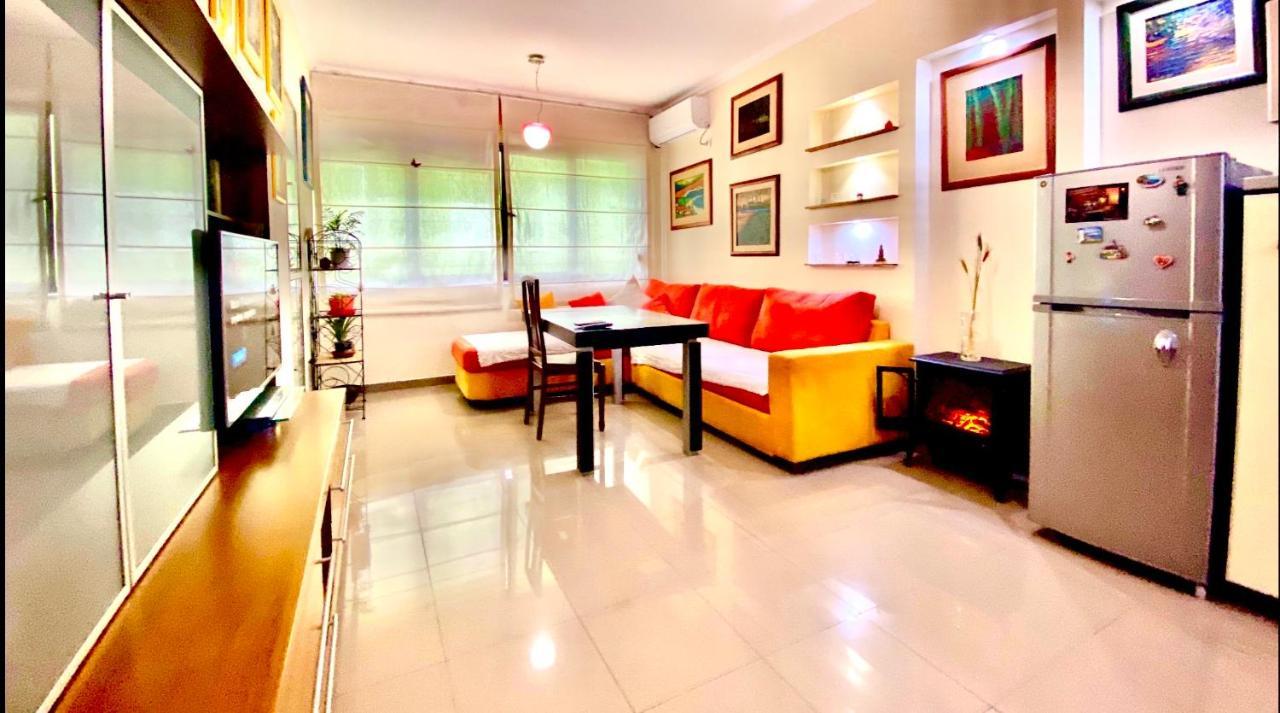 Blloku Apartment Tirana Esterno foto