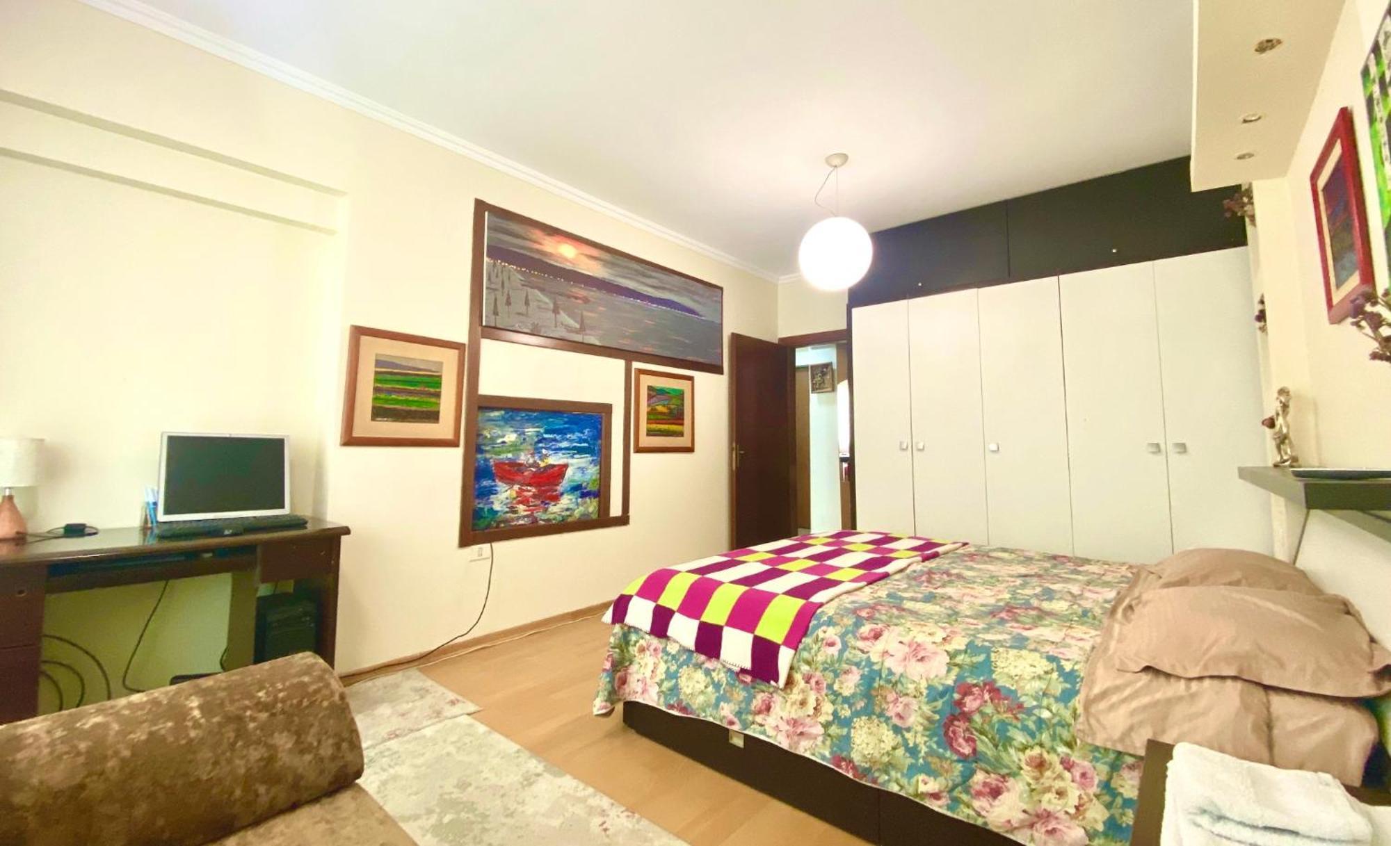 Blloku Apartment Tirana Esterno foto